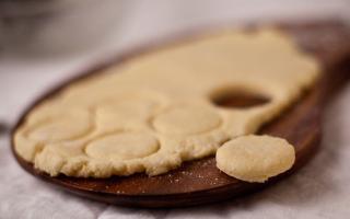 Вкусное печенье рассыпчатое - рецепты, особенности приготовления и рекомендации