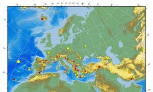 पृथ्वी भूकंपीय गतिविधि की निगरानी के साथ ऑनलाइन मानचित्र