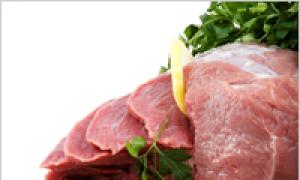 धीमी कुकर में पकाया हुआ सूअर का मांस, धीमी कुकर की रेसिपी में मांस के साथ क्या पकाना है