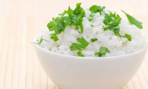 लंबे दाने वाले चावल को कितनी देर तक पकाना है?